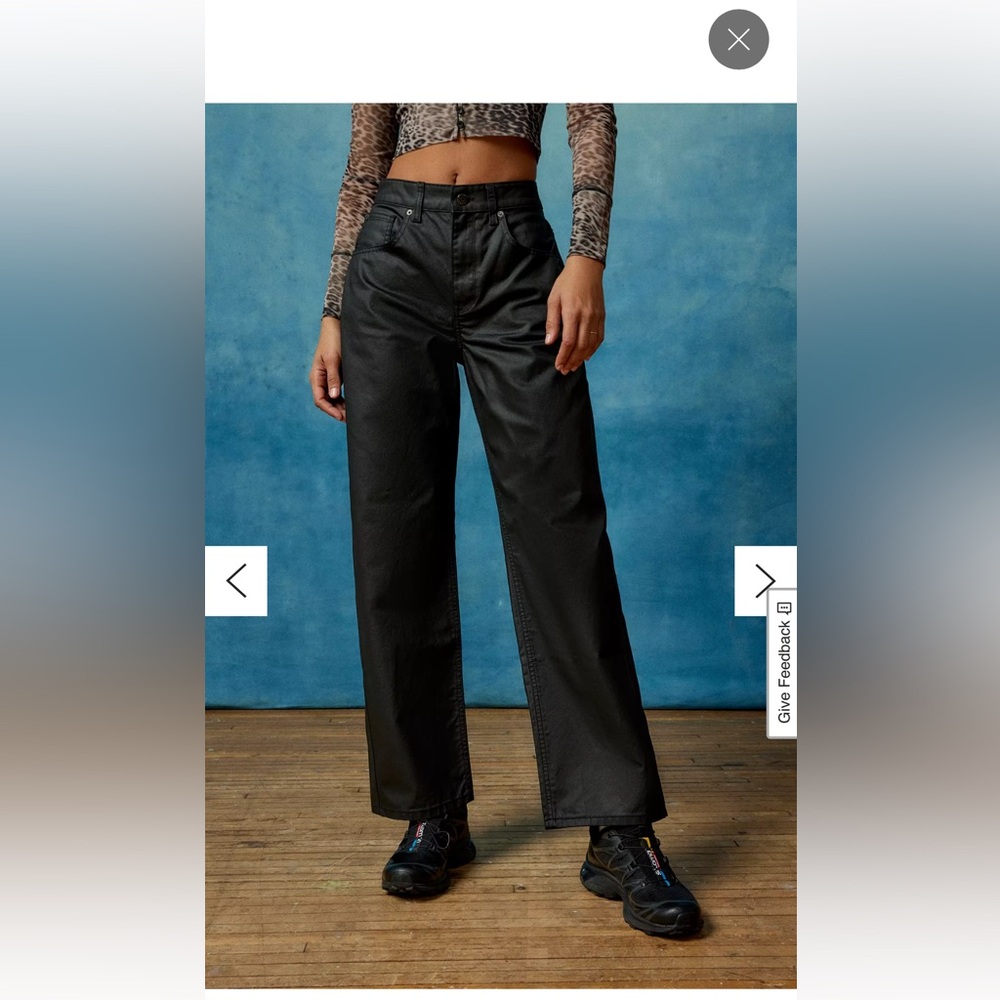 [URBAN OUTFITTERS] BELLA BAGGY JEANS